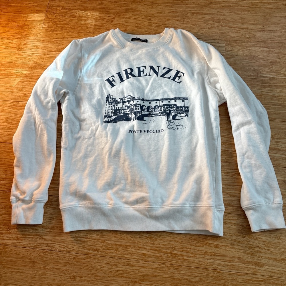 Brandy Melville Cozy White Sweatshirt